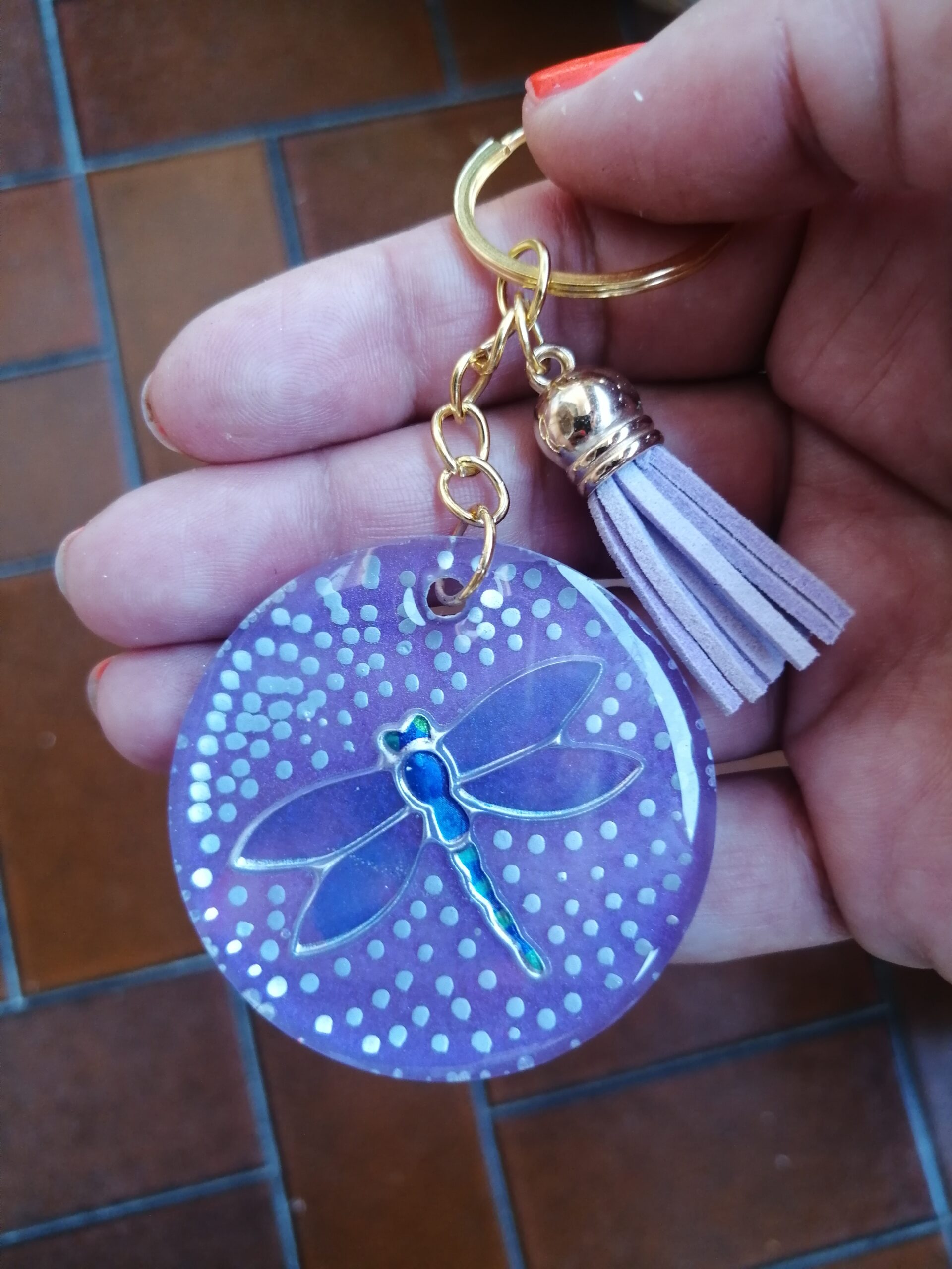 resin_dragonfly_keychain