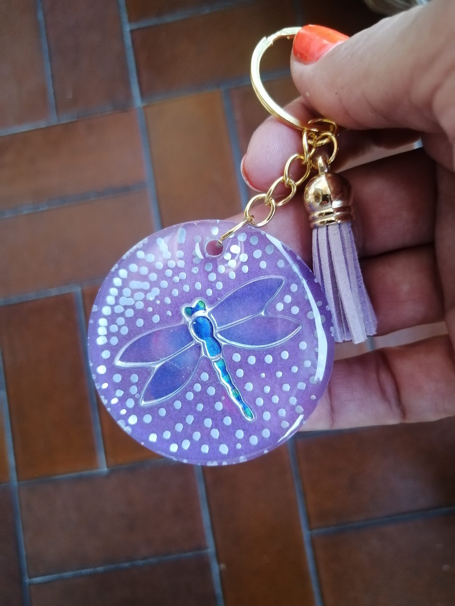 resin_dragonfly_keychain