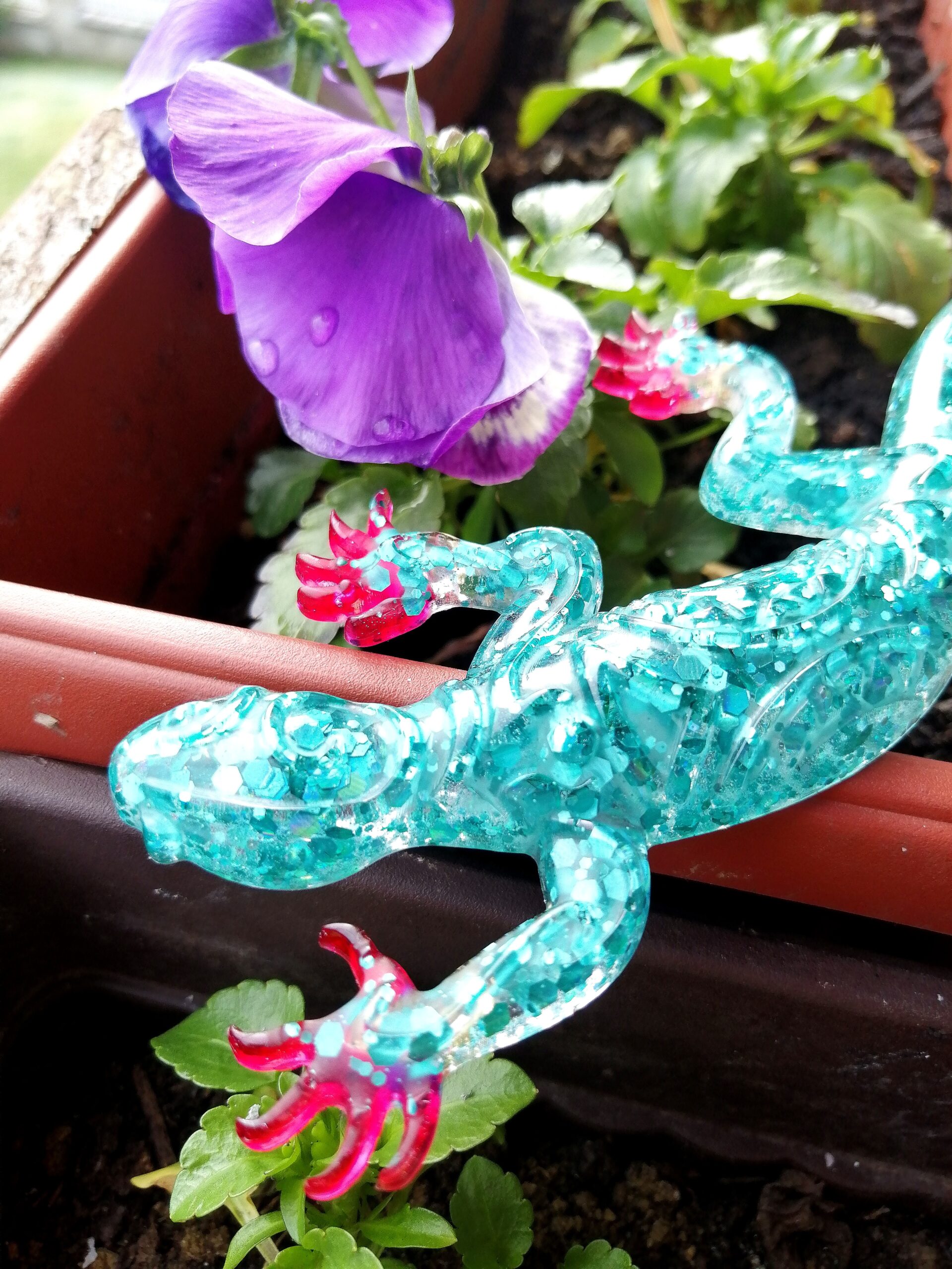 Lizard Gecko Sparkling Blue Handmade Large Resin Reptile Lizard