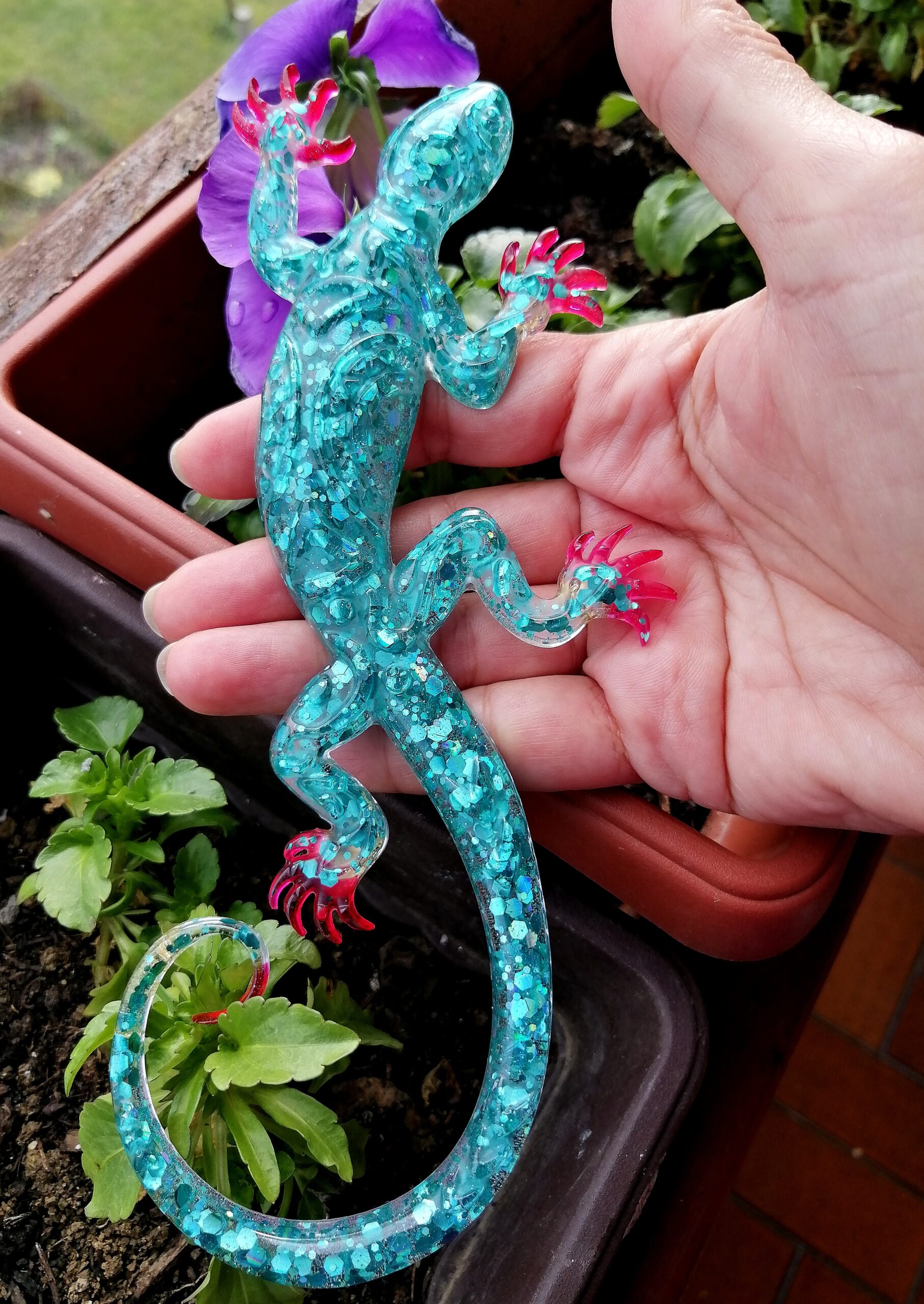 Lizard Gecko Sparkling Blue Handmade Large Resin Reptile Lizard